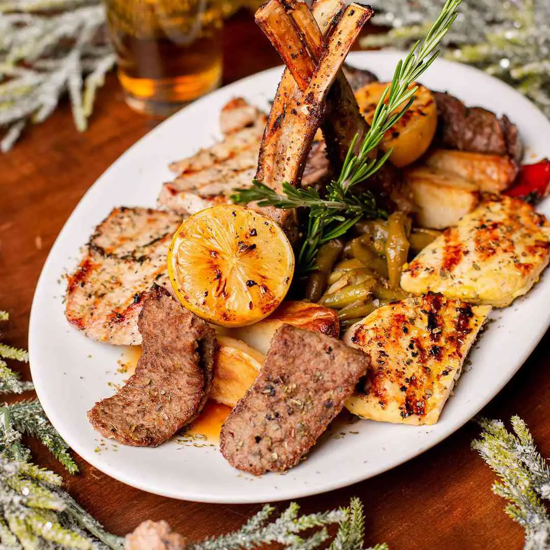 How much does wedding catering cost