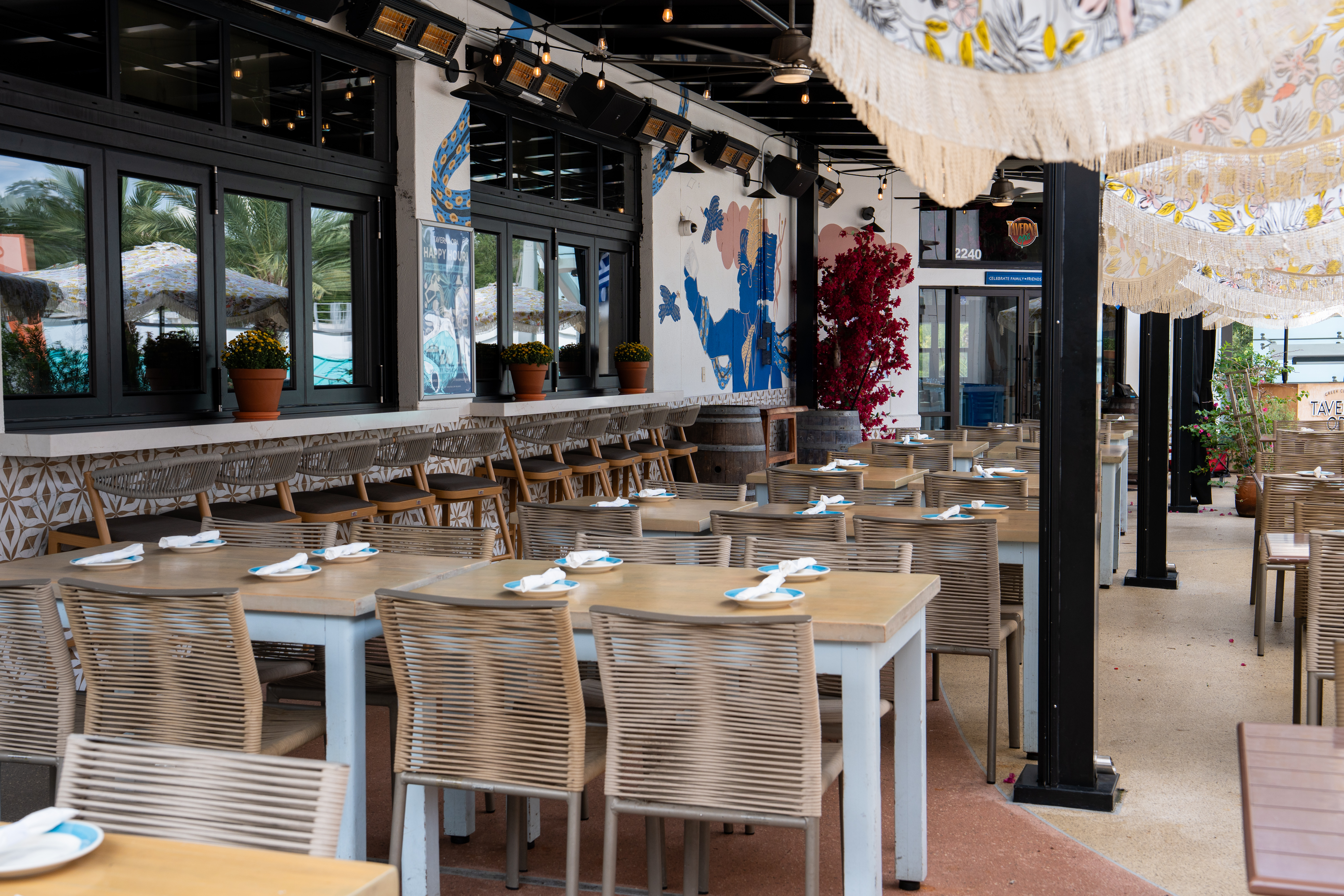 Opa Patio Seated Long Side 3